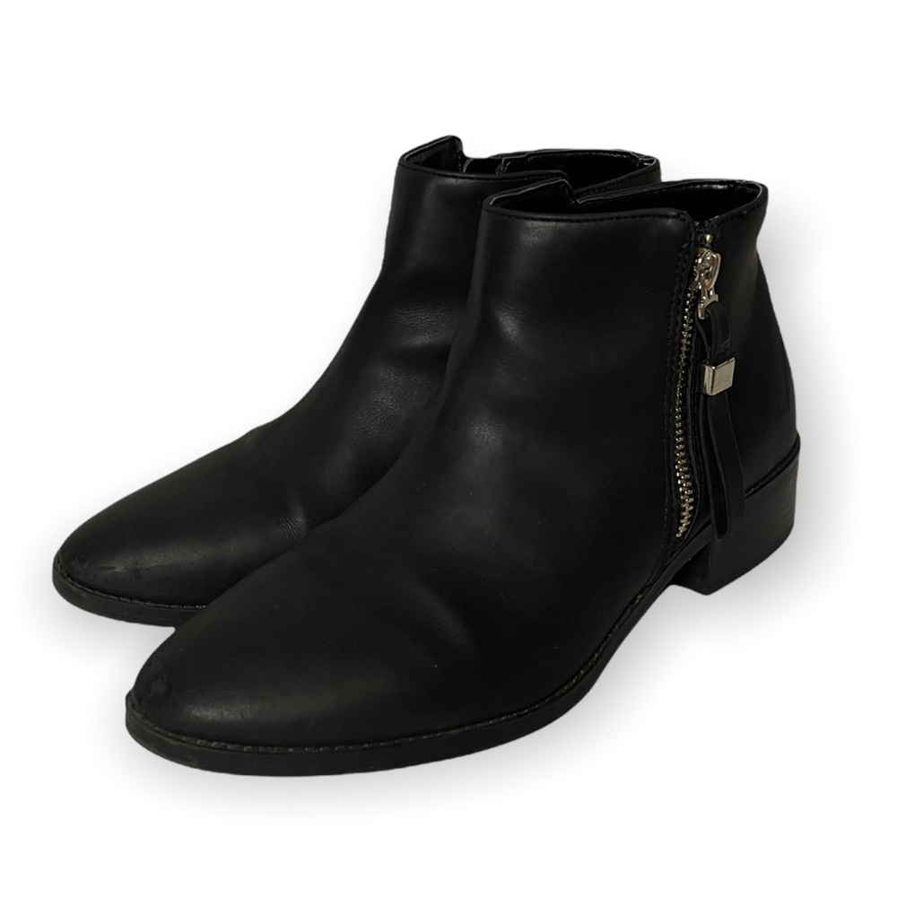 Expression Vegan Leather Zipper Ankle Boot